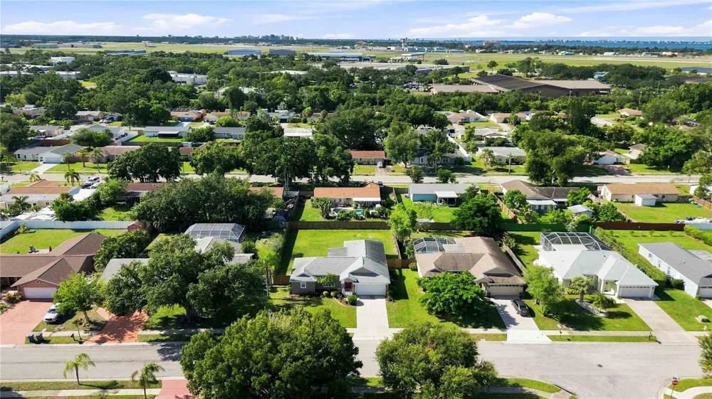 732 PLUM TREE LANE Sarasota, FL 34243