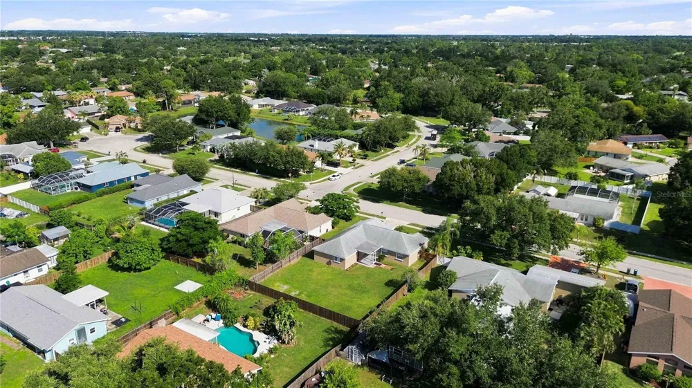 732 PLUM TREE LANE Sarasota, FL 34243