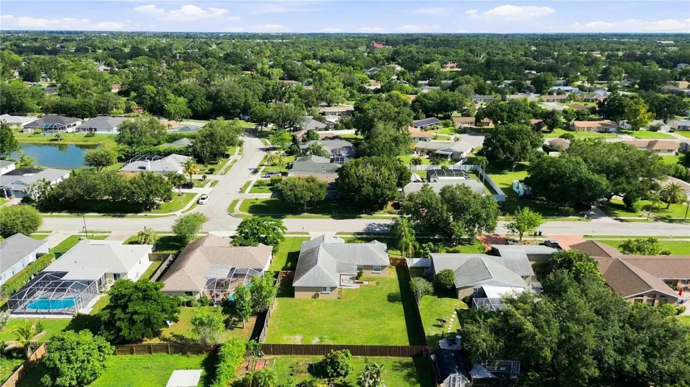 732 PLUM TREE LANE Sarasota, FL 34243