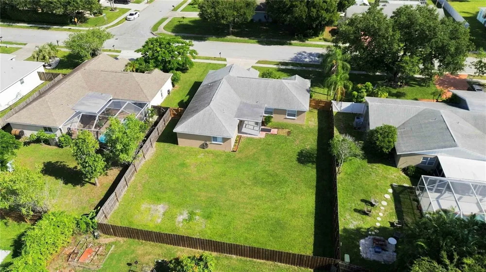 732 PLUM TREE LANE Sarasota, FL 34243