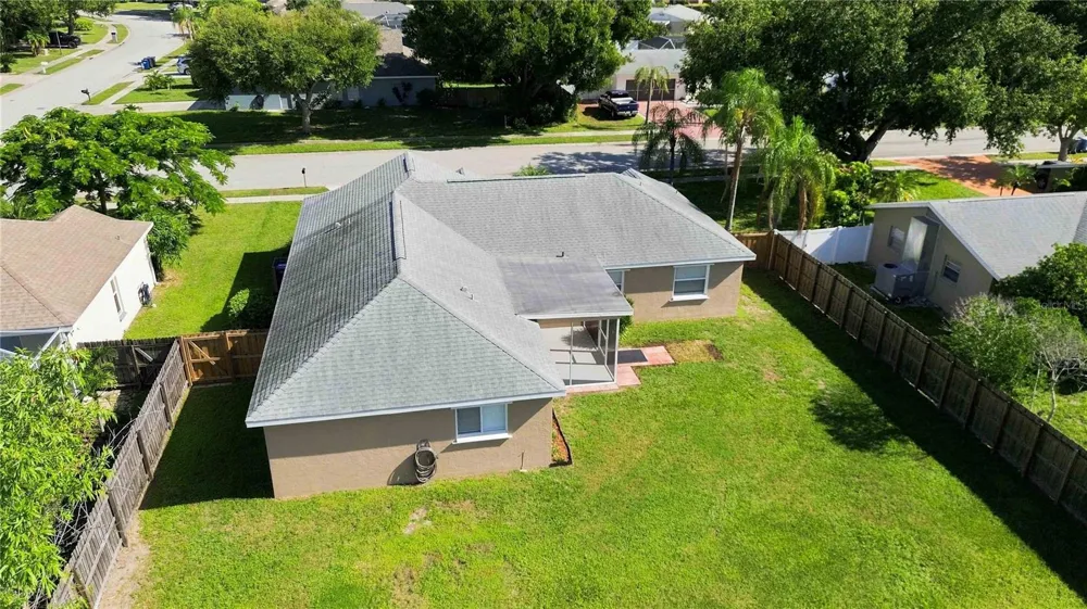732 PLUM TREE LANE Sarasota, FL 34243