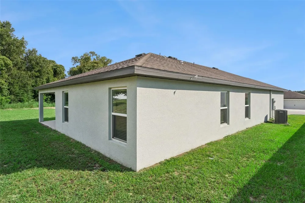 1602 ORNE STREET Mascotte, FL 34753