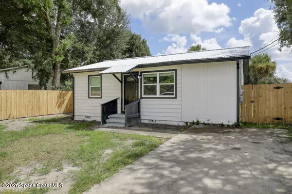 2957 Hartman Lane Mims, FL 32754