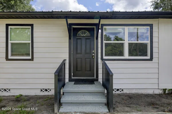 2957 Hartman Lane Mims, FL 32754