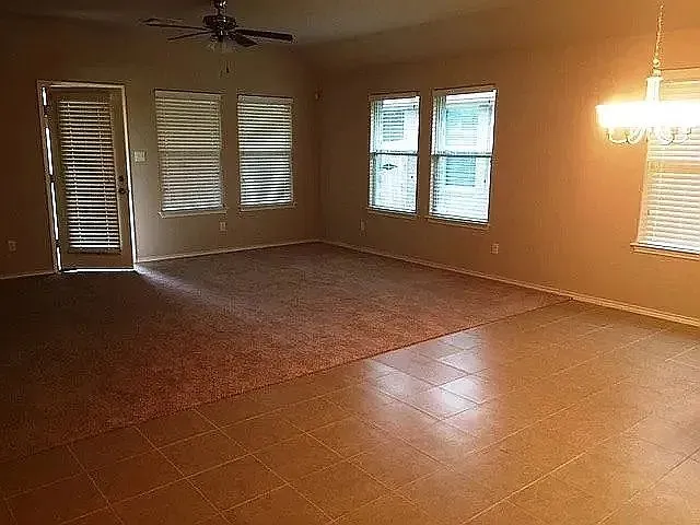 520 S Brook Drive Leander, TX 78641