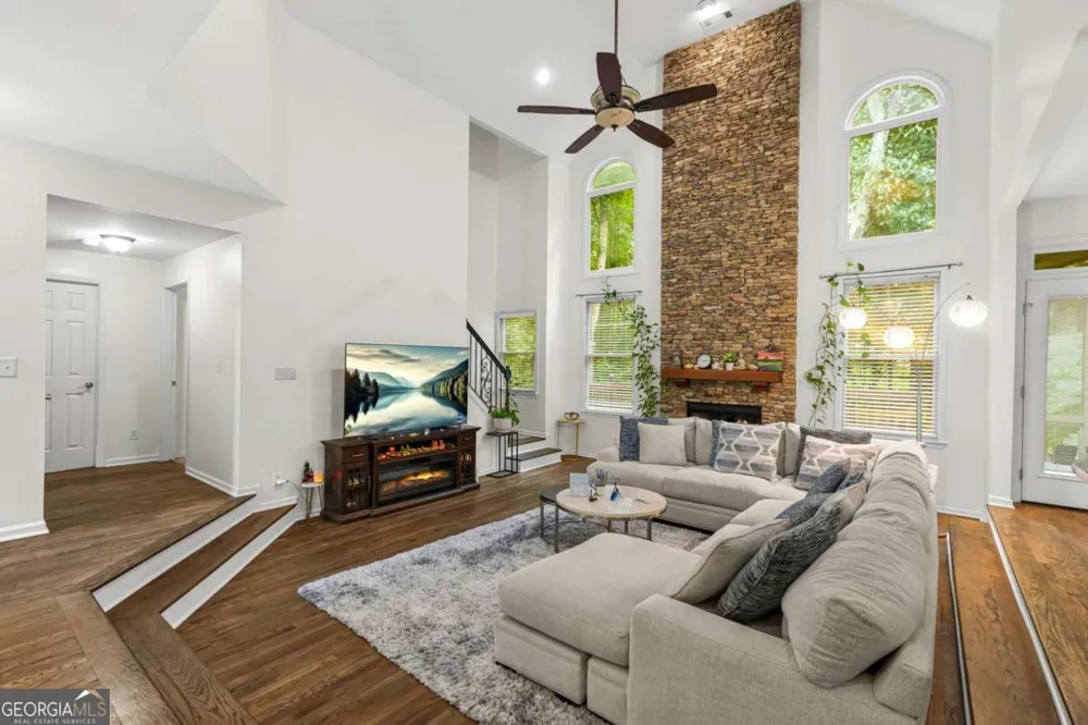 1340 Tahoe Pines CIR Alpharetta, GA 30005