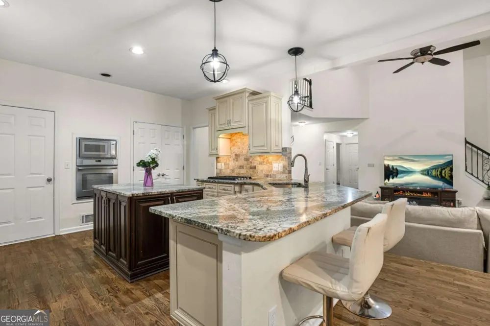 1340 Tahoe Pines CIR Alpharetta, GA 30005