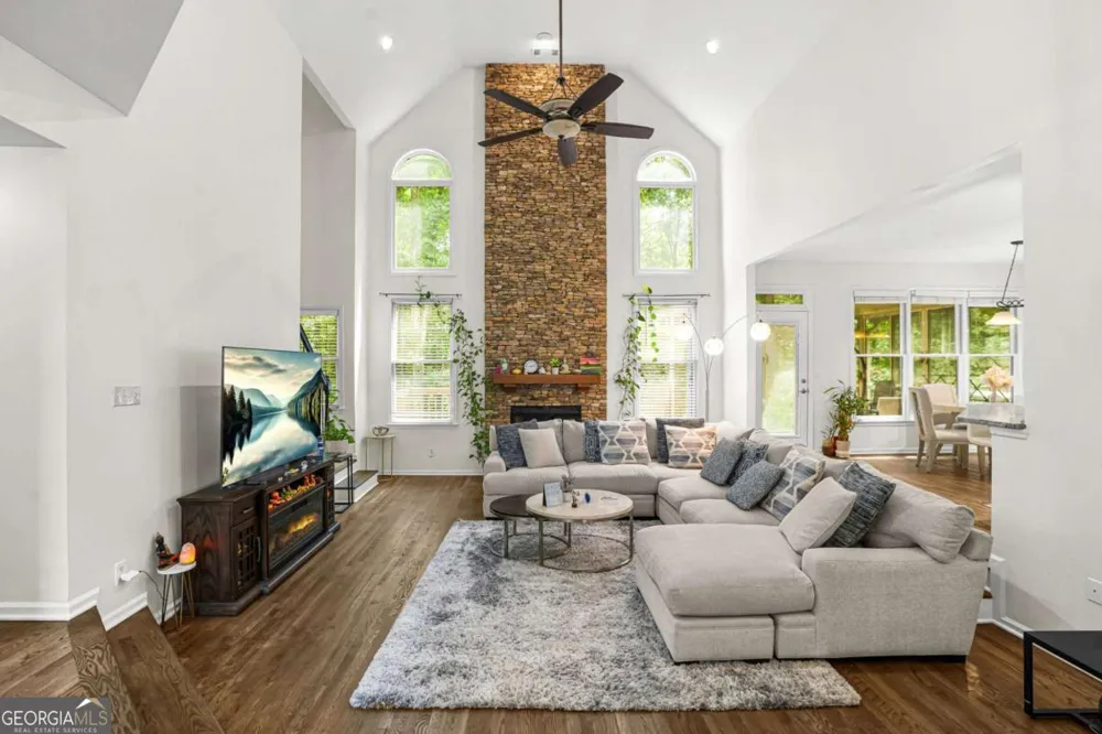 1340 Tahoe Pines CIR Alpharetta, GA 30005