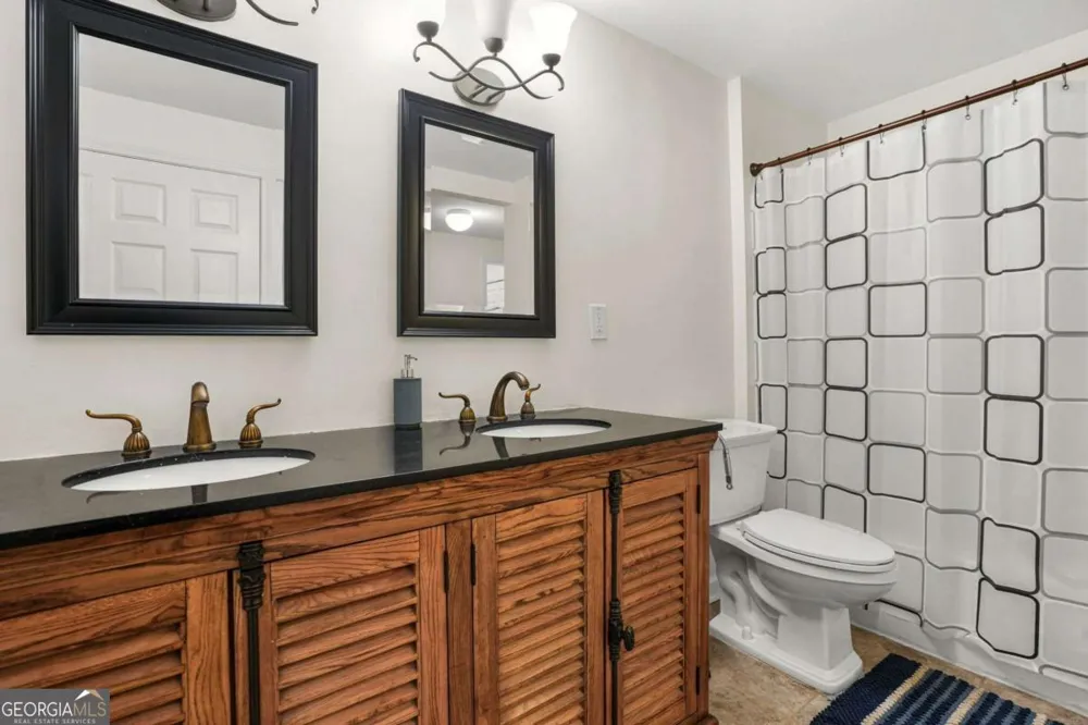 1340 Tahoe Pines CIR Alpharetta, GA 30005