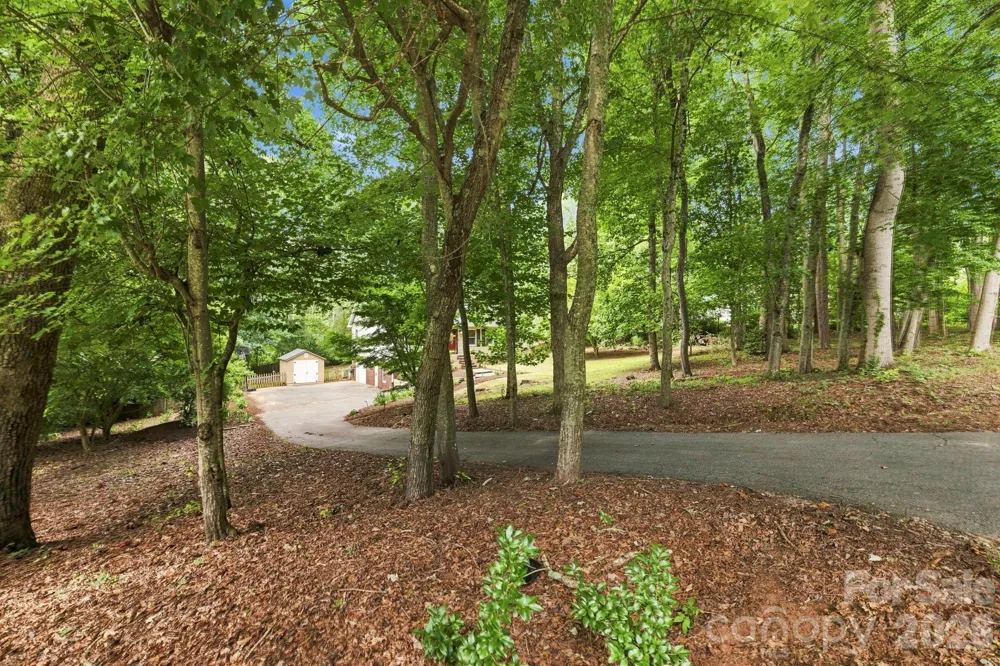 505 Pole Creasman Road Asheville, NC 28806