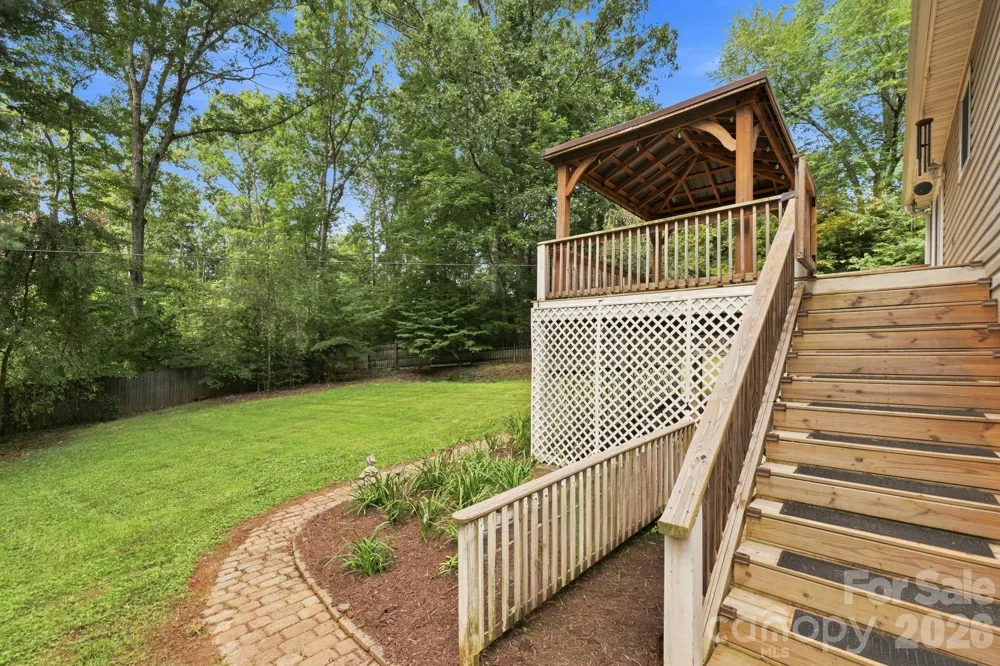 505 Pole Creasman Road Asheville, NC 28806