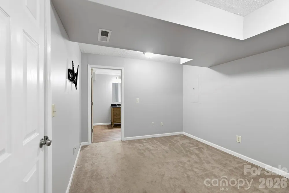 505 Pole Creasman Road Asheville, NC 28806