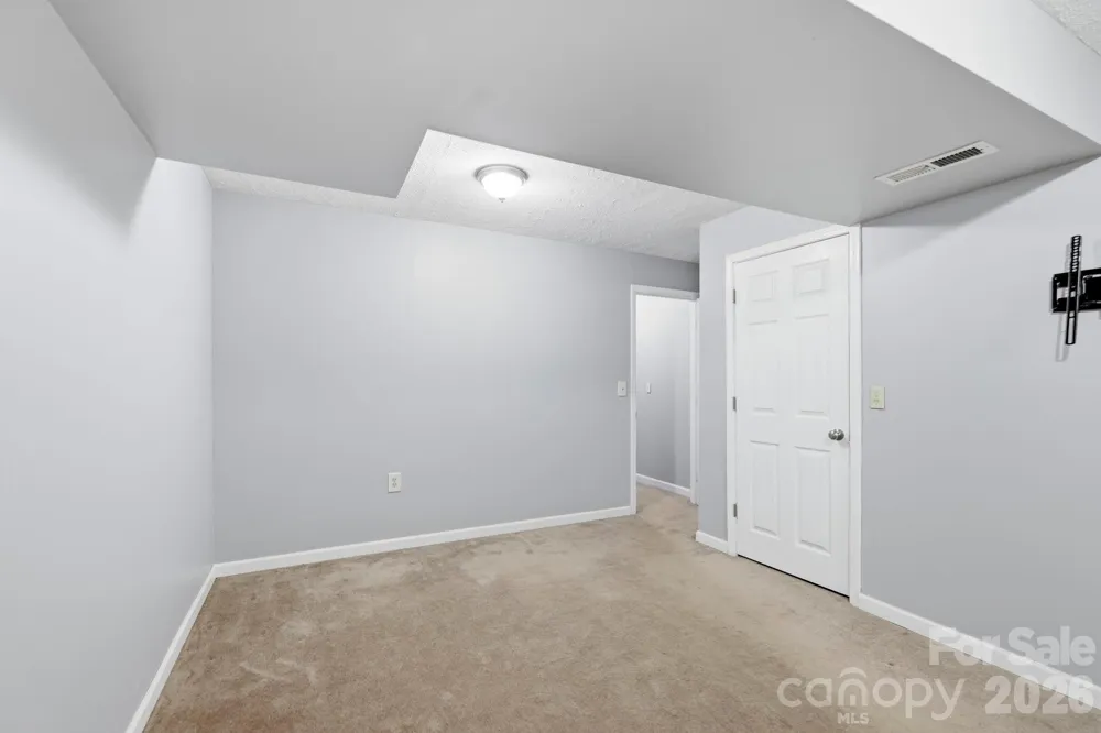 505 Pole Creasman Road Asheville, NC 28806
