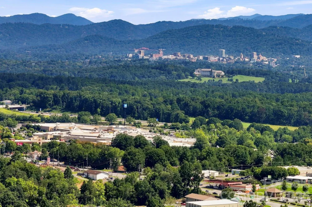505 Pole Creasman Road Asheville, NC 28806