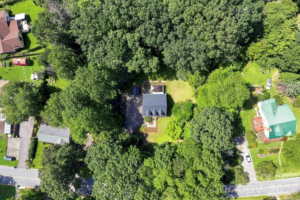 505 Pole Creasman Road Asheville, NC 28806