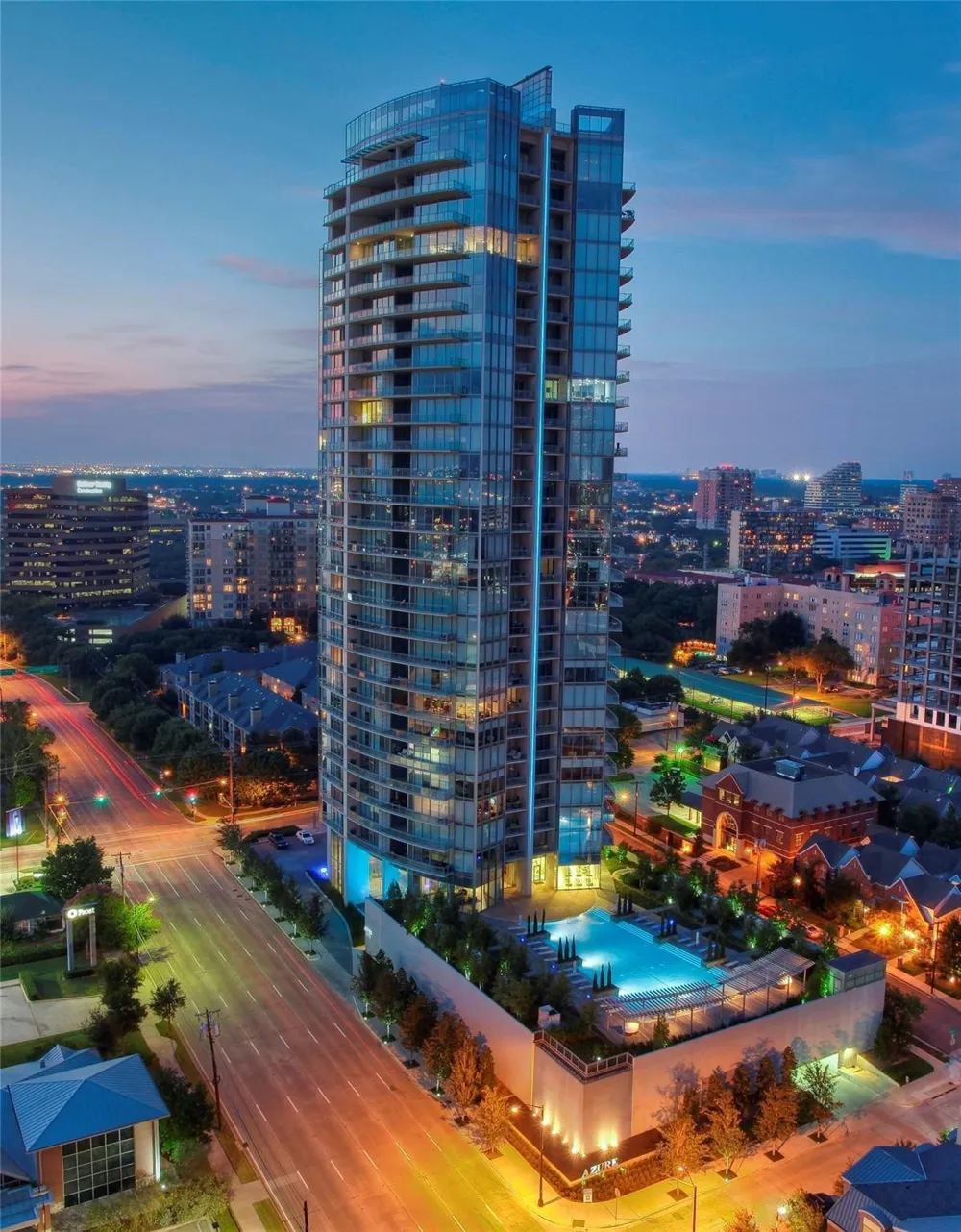2900 Mckinnon Street #2701 Dallas, TX 75201