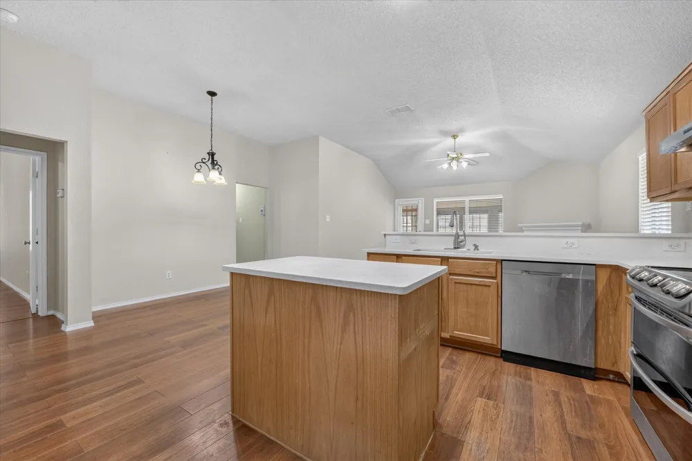 2400 Nogales Drive Fort Worth, TX 76108