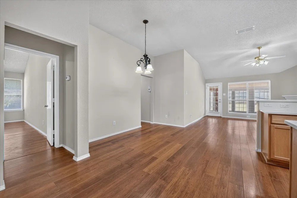 2400 Nogales Drive Fort Worth, TX 76108
