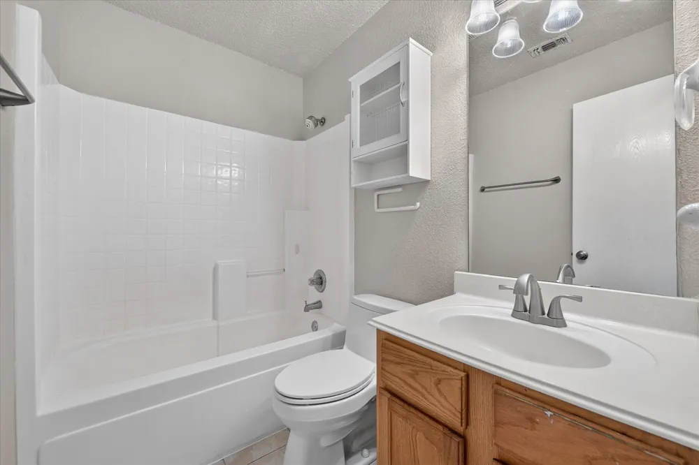 2400 Nogales Drive Fort Worth, TX 76108
