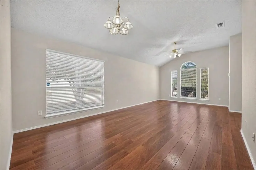 2400 Nogales Drive Fort Worth, TX 76108