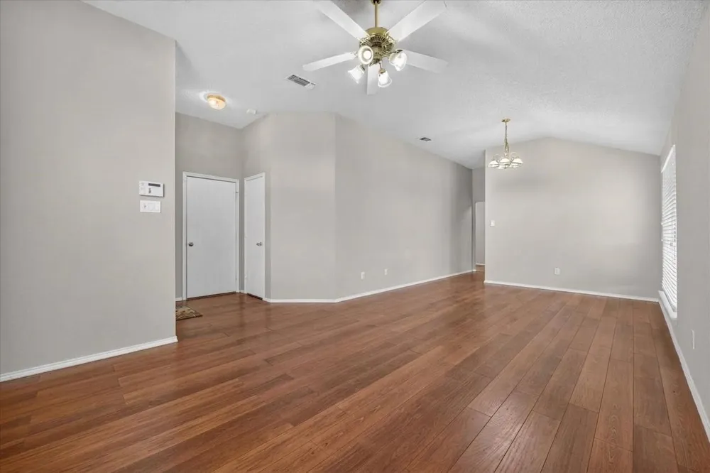 2400 Nogales Drive Fort Worth, TX 76108
