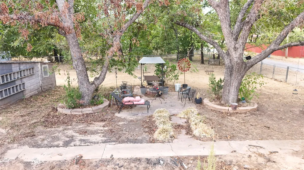 421 Houston Avenue Strawn, TX 76475