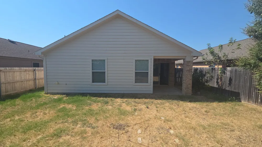 2129 Charmion Lane Fort Worth, TX 76131