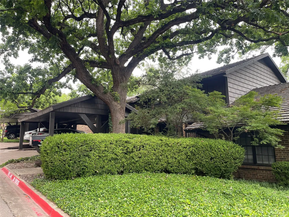 6949 Helsem Way #131 Dallas, TX 75230