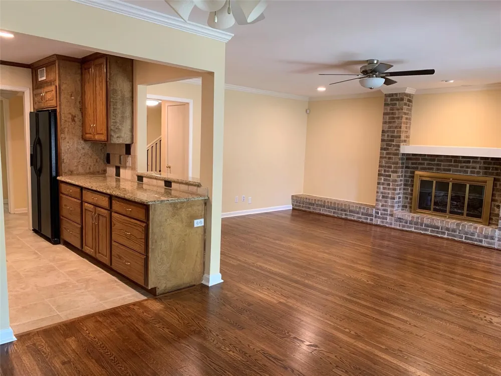 6949 Helsem Way #131 Dallas, TX 75230