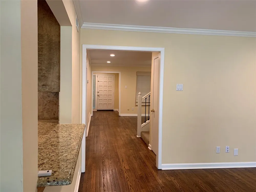 6949 Helsem Way #131 Dallas, TX 75230
