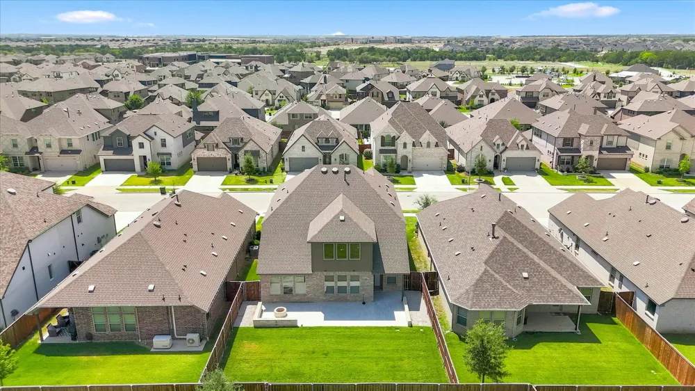 1005 Rosebay Drive Fort Worth, TX 76247