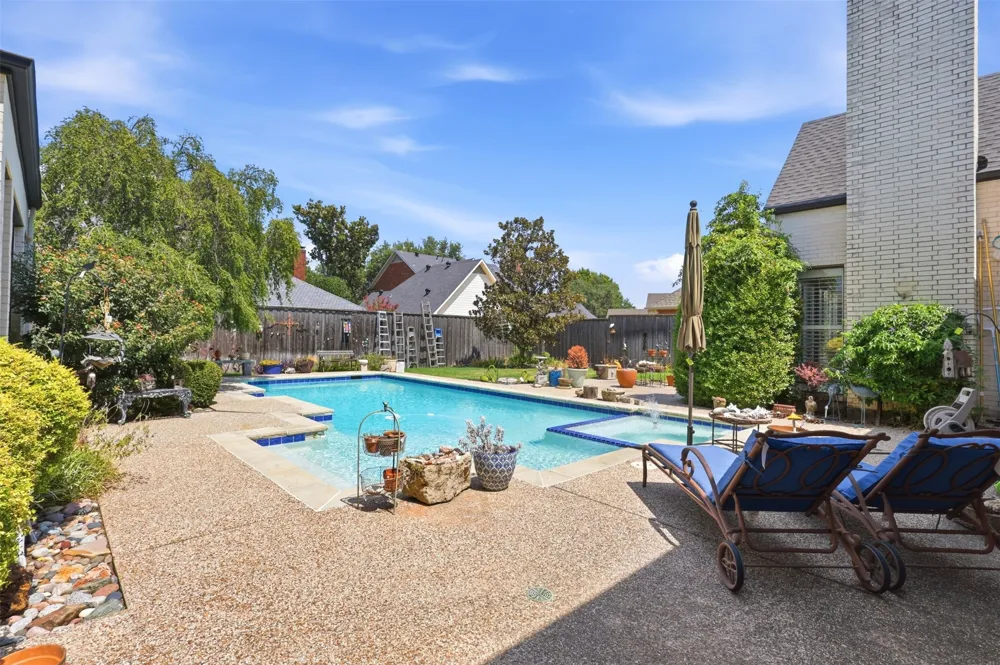 4609 Saxon Drive Plano, TX 75093