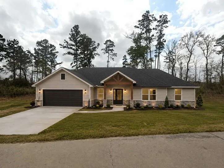 4116 Rd 5876 Cleveland, TX 77327
