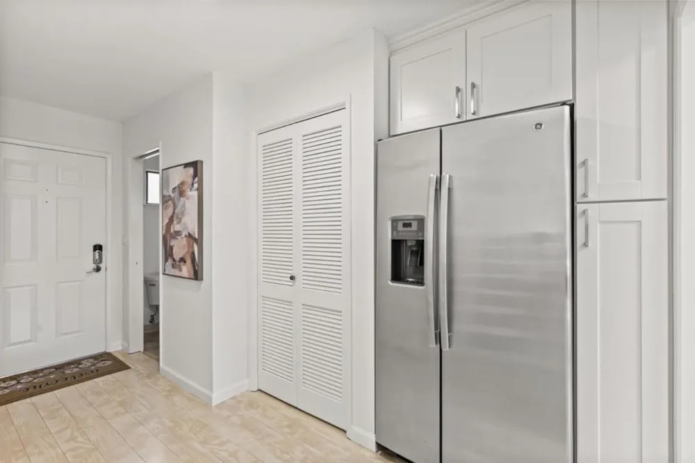 612 Sierra Vista Avenue #K Mountain View, CA 94043