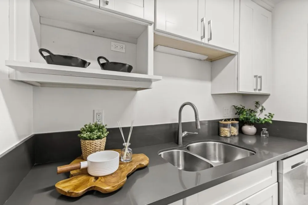 612 Sierra Vista Avenue #K Mountain View, CA 94043