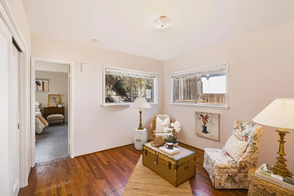 835 Pine Street Monterey, CA 93940