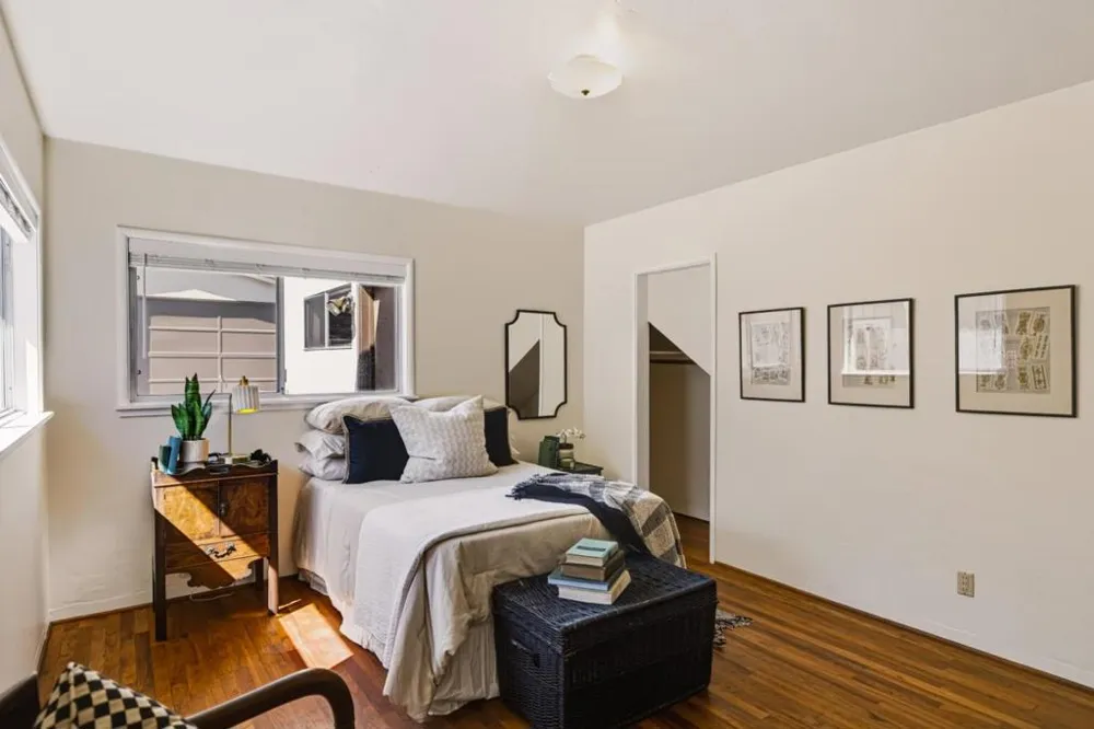 835 Pine Street Monterey, CA 93940