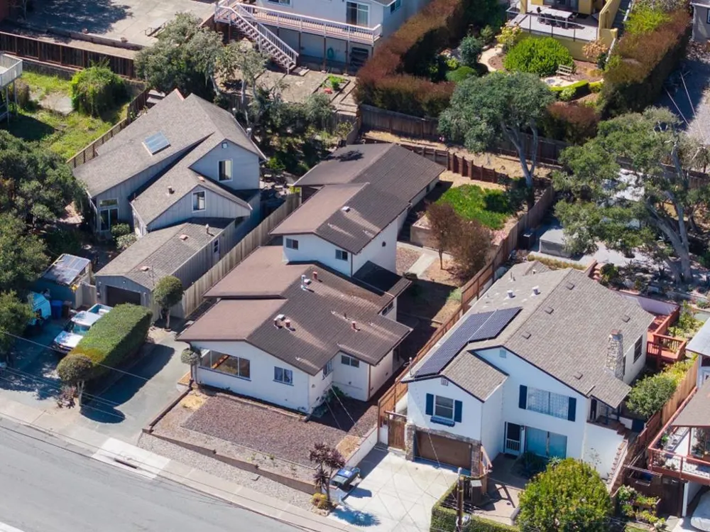 835 Pine Street Monterey, CA 93940