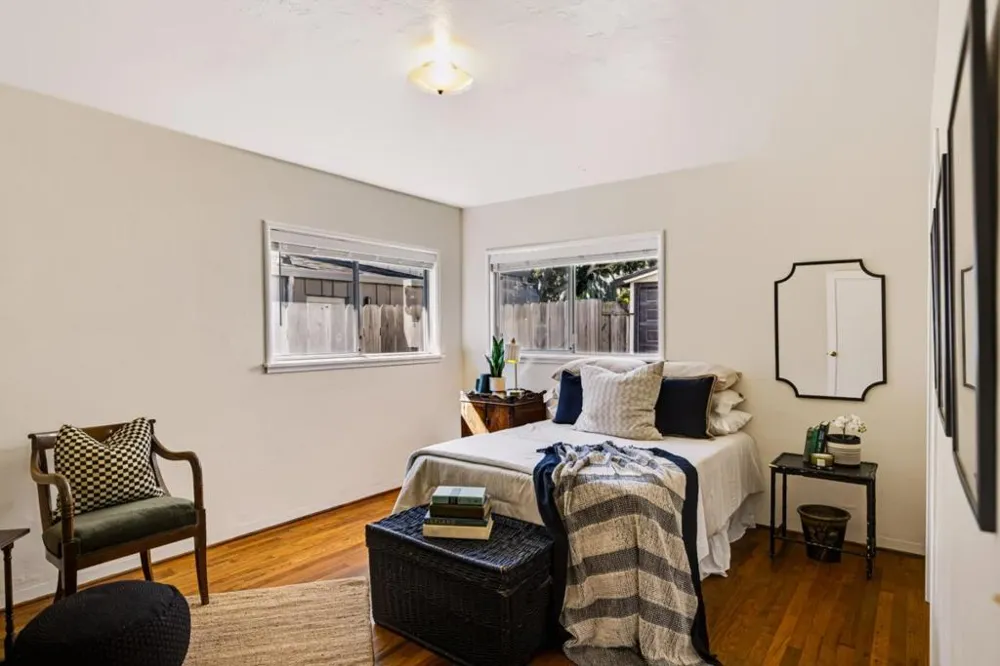 835 Pine Street Monterey, CA 93940