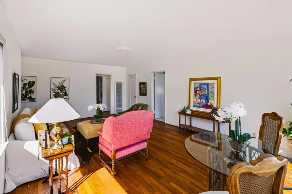 835 Pine Street Monterey, CA 93940