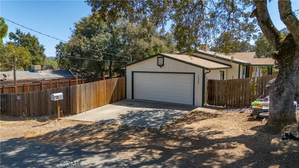 15925 45th Avenue Clearlake, CA 95422