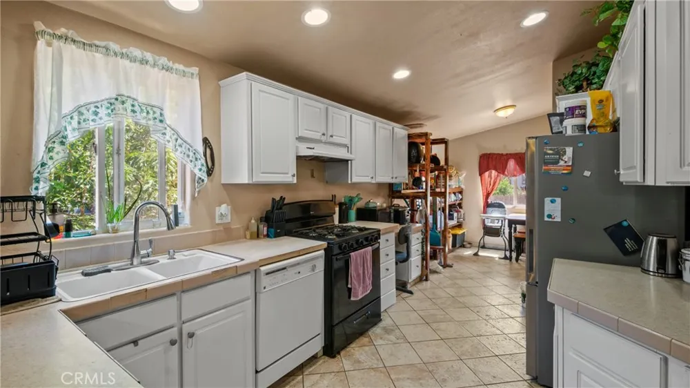 15925 45th Avenue Clearlake, CA 95422