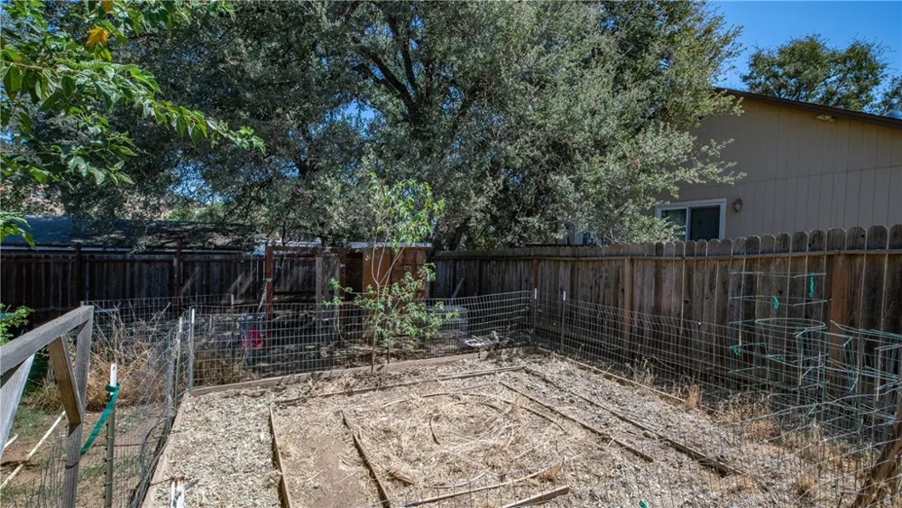 15925 45th Avenue Clearlake, CA 95422