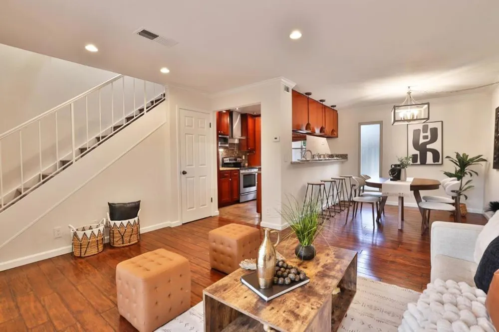 248 E Red Oak Drive #E Sunnyvale, CA 94086
