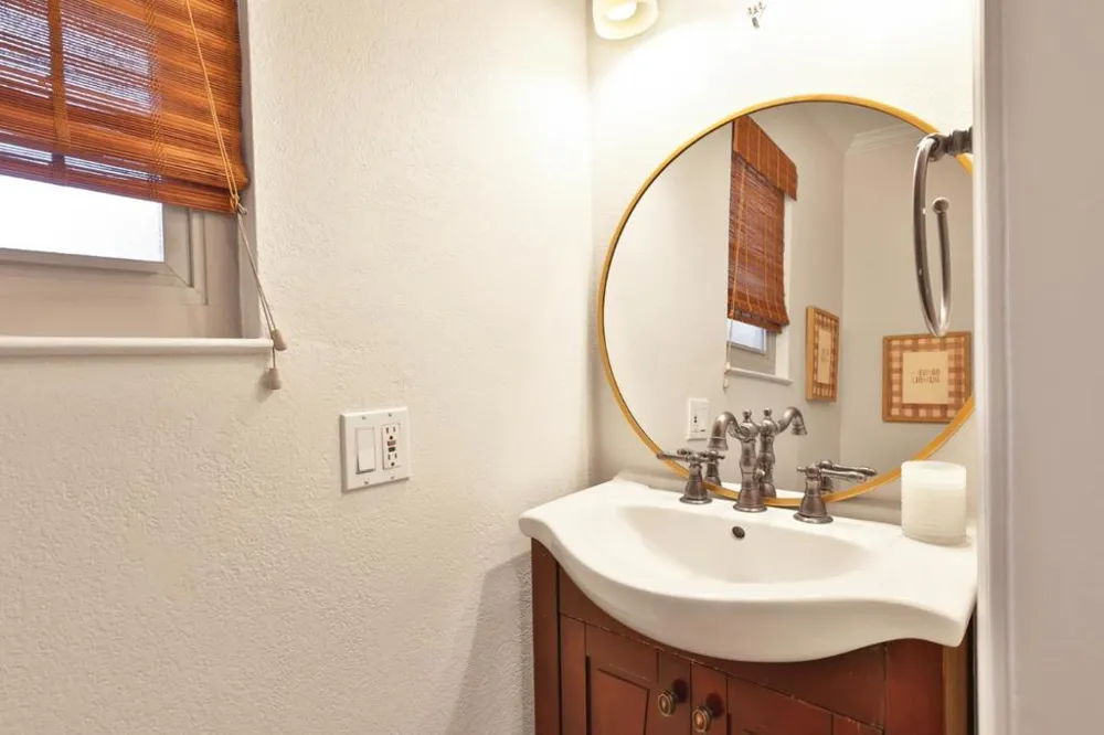 248 E Red Oak Drive #E Sunnyvale, CA 94086
