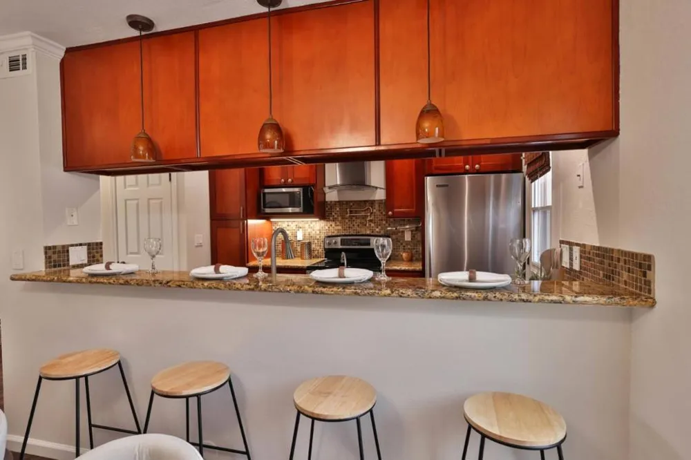 248 E Red Oak Drive #E Sunnyvale, CA 94086