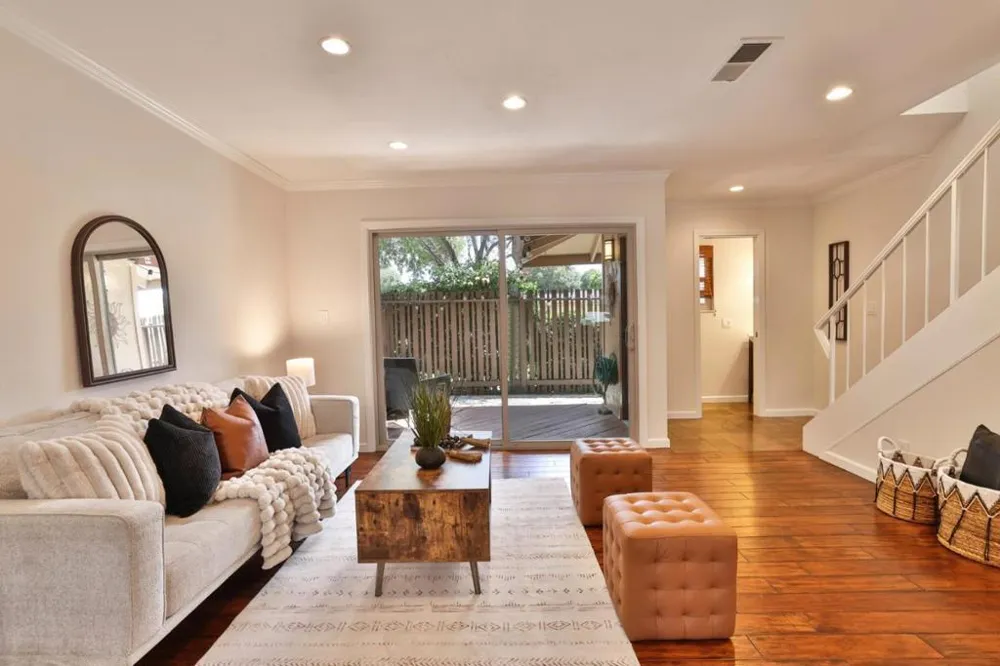 248 E Red Oak Drive #E Sunnyvale, CA 94086