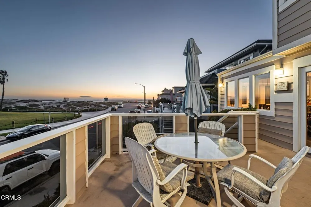1401 GREENOCK LANE Ventura, CA 93001