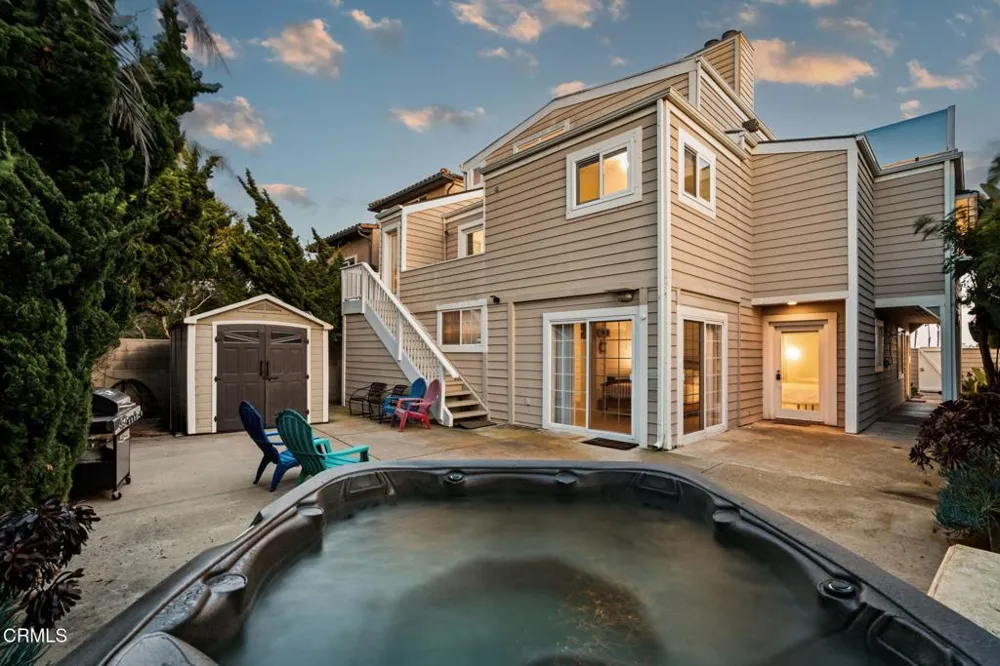 1401 GREENOCK LANE Ventura, CA 93001