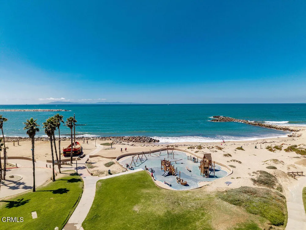 1401 GREENOCK LANE Ventura, CA 93001